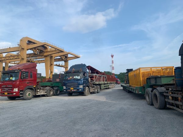 hàng quá khổ quá tải